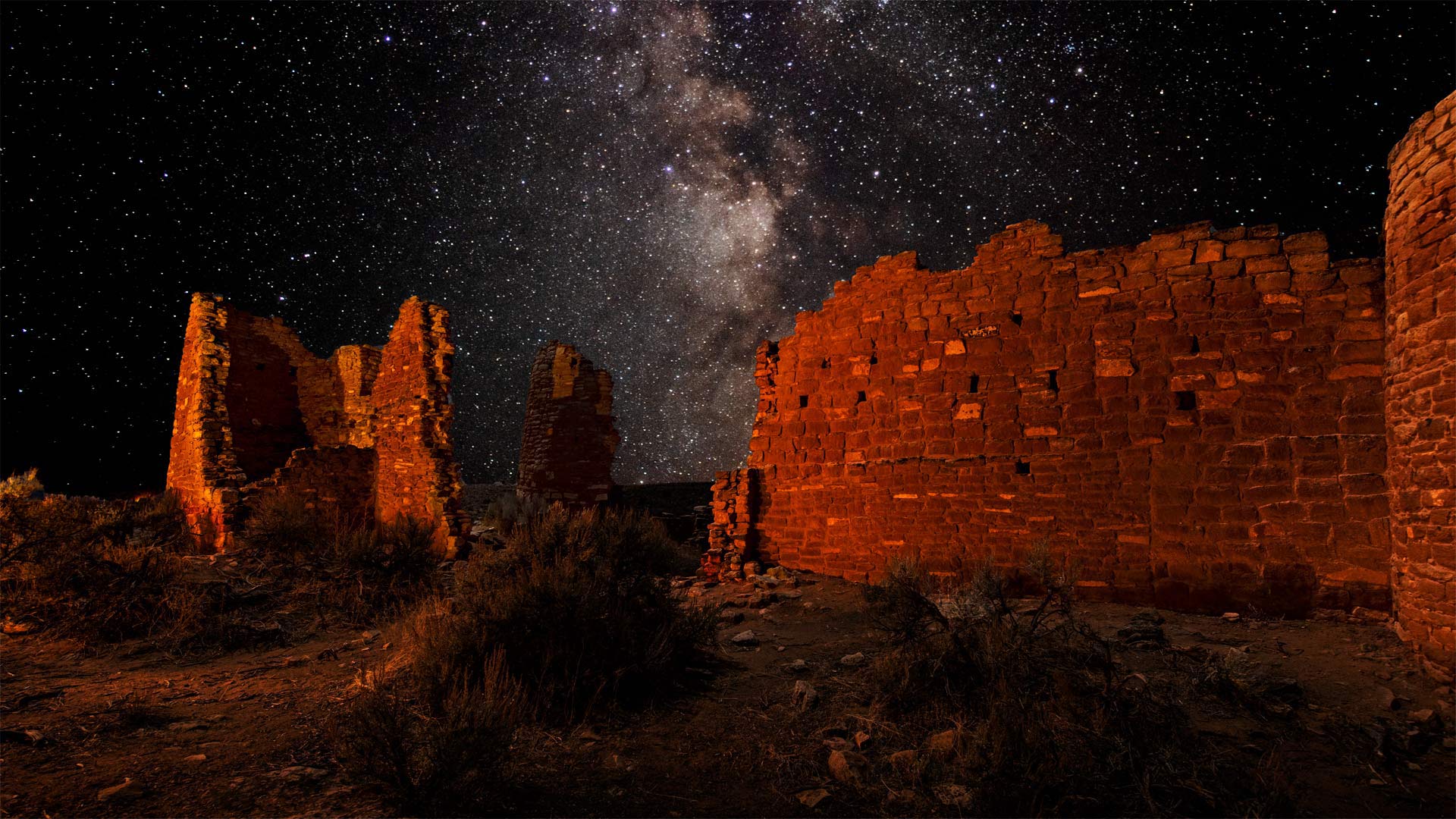 必应壁纸:Hovenweep国家纪念碑的方塔，犹他州 (© Brad McGinley Photography/Getty Images)